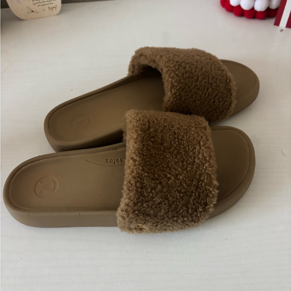lululemon athletica Brown Fuzzy Slippers